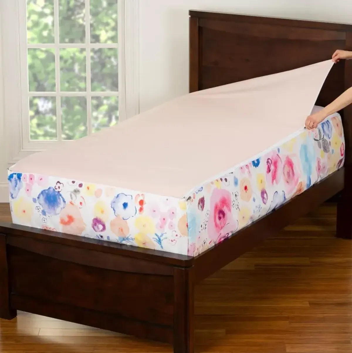 White and Pink Polka Dot Full Poppies Bunkie Deluxe Bedding