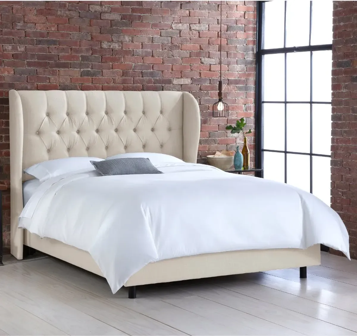 Izzy Cream Sloped Wingback California King Bed - Skyline Furniture