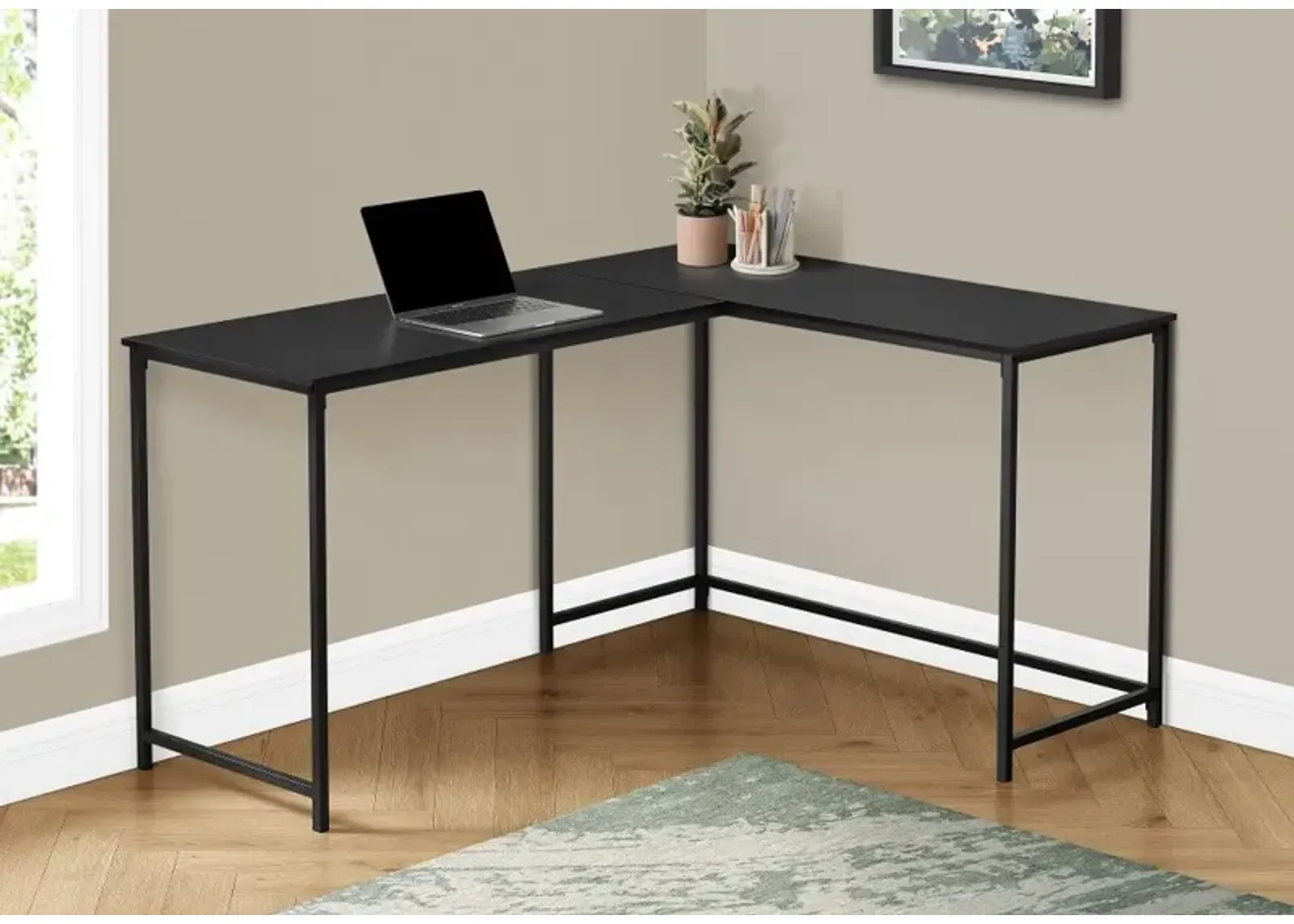 Lindzee Black L-Shaped Desk