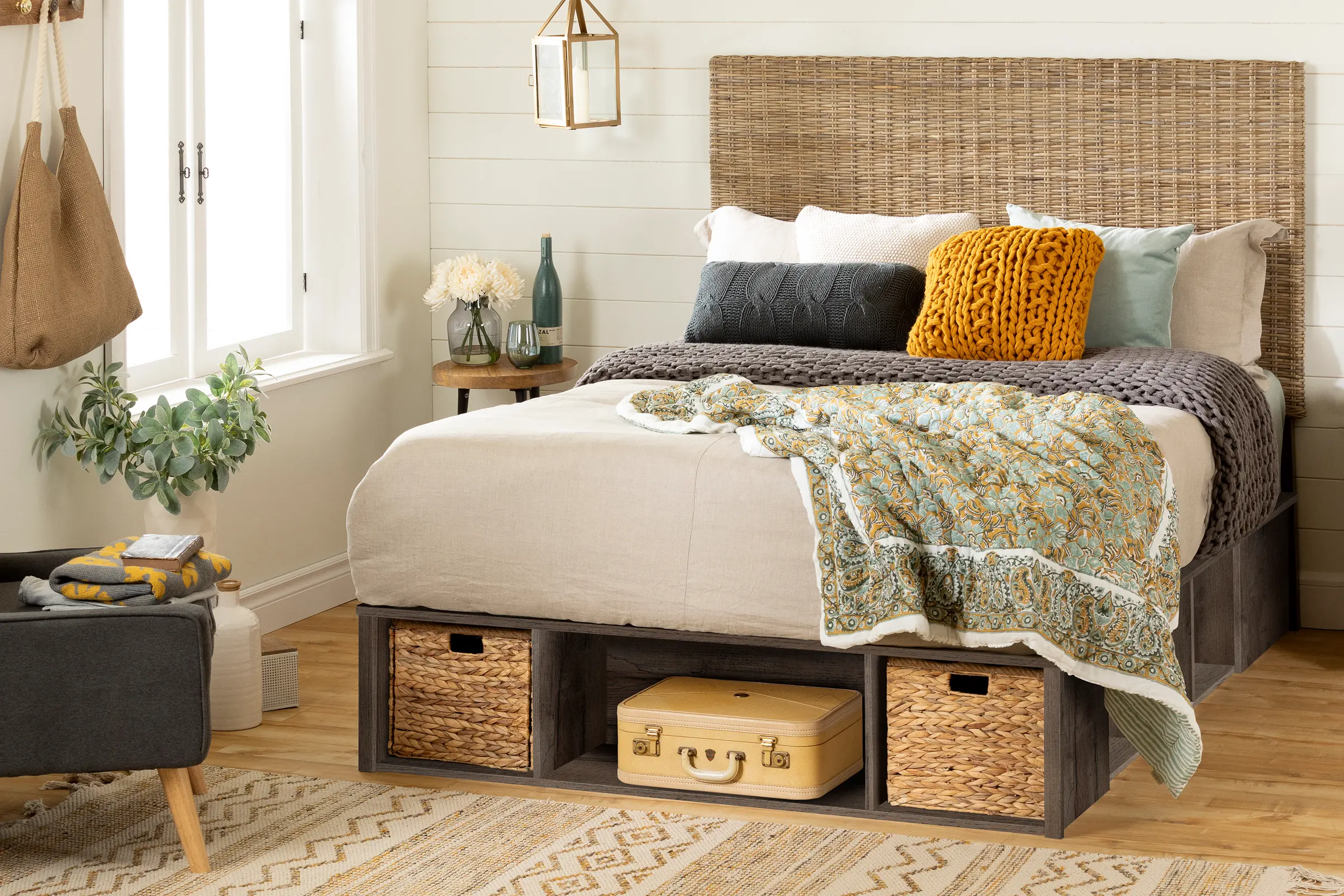 Avilla Fall Oak Storage Bed - South Shore