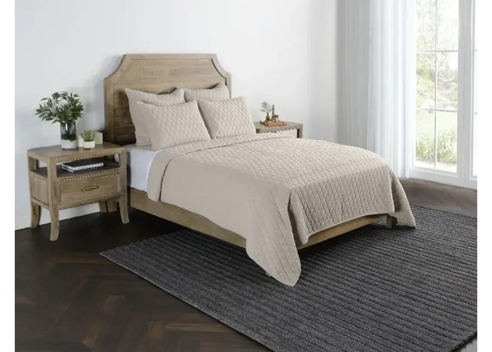 Lana Natural Taupe 4 Piece King Bedding Collection