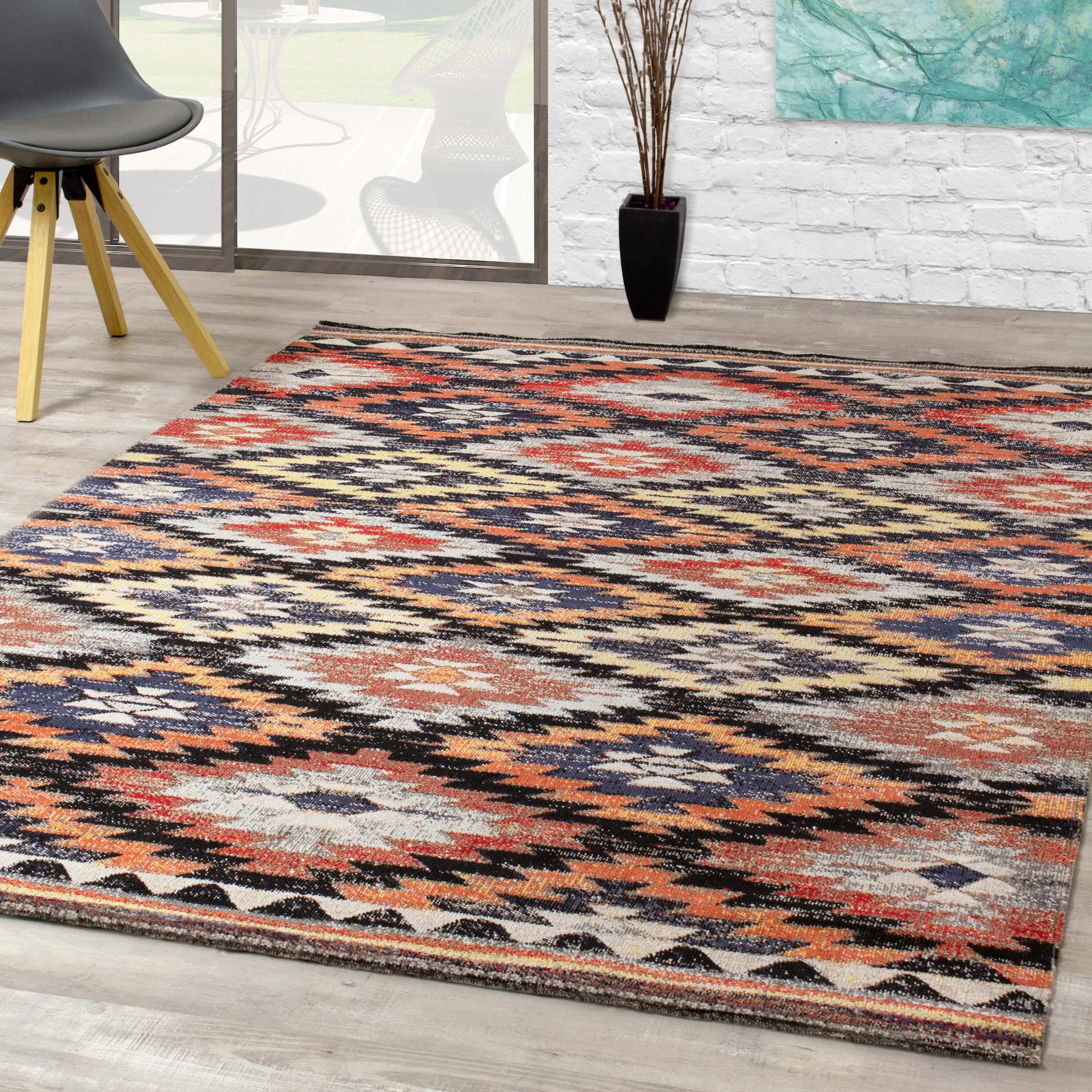 Sara 7' x 10' Tribal Red Orange Area Rug