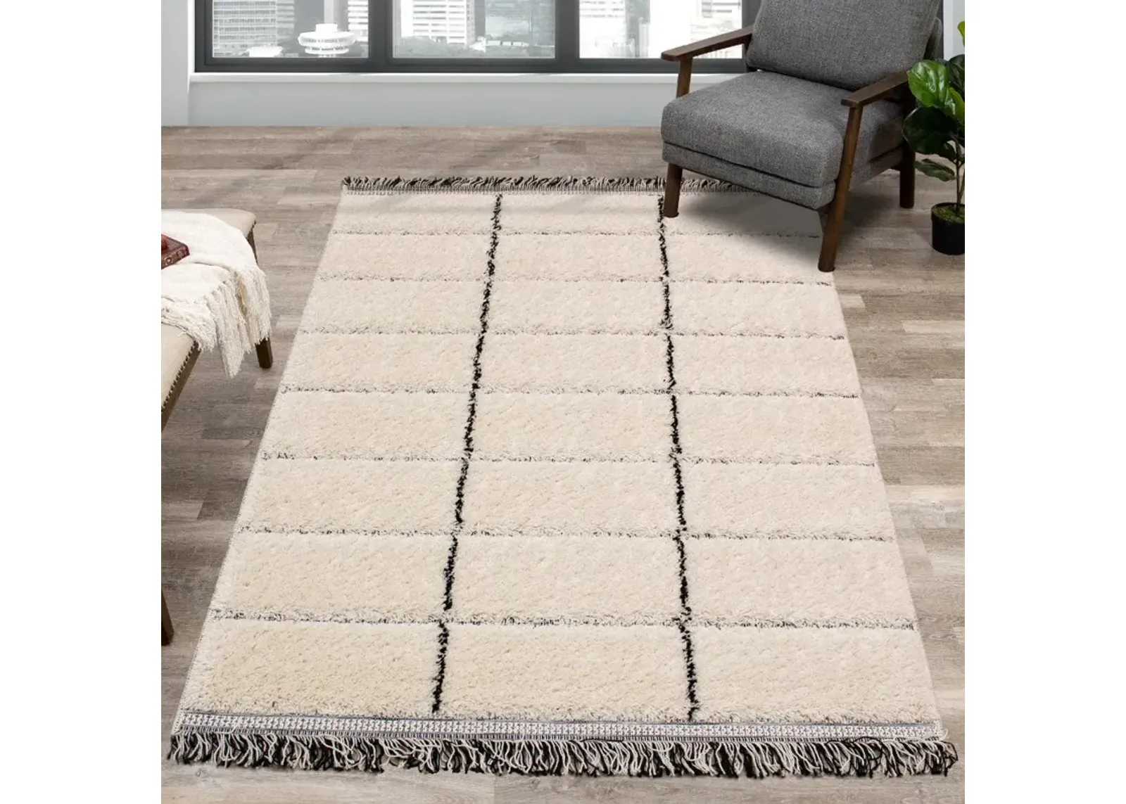 Novato 5 x 8 Contemporary Square Cream Shag Rug