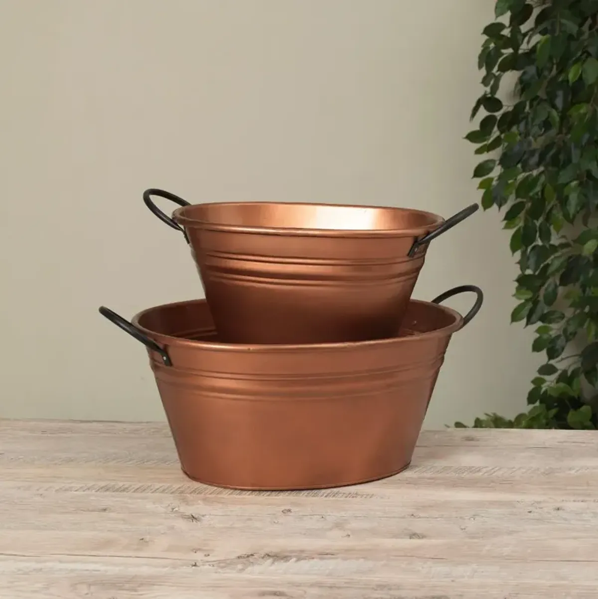 Small Round Antique Copper Metal Bucket