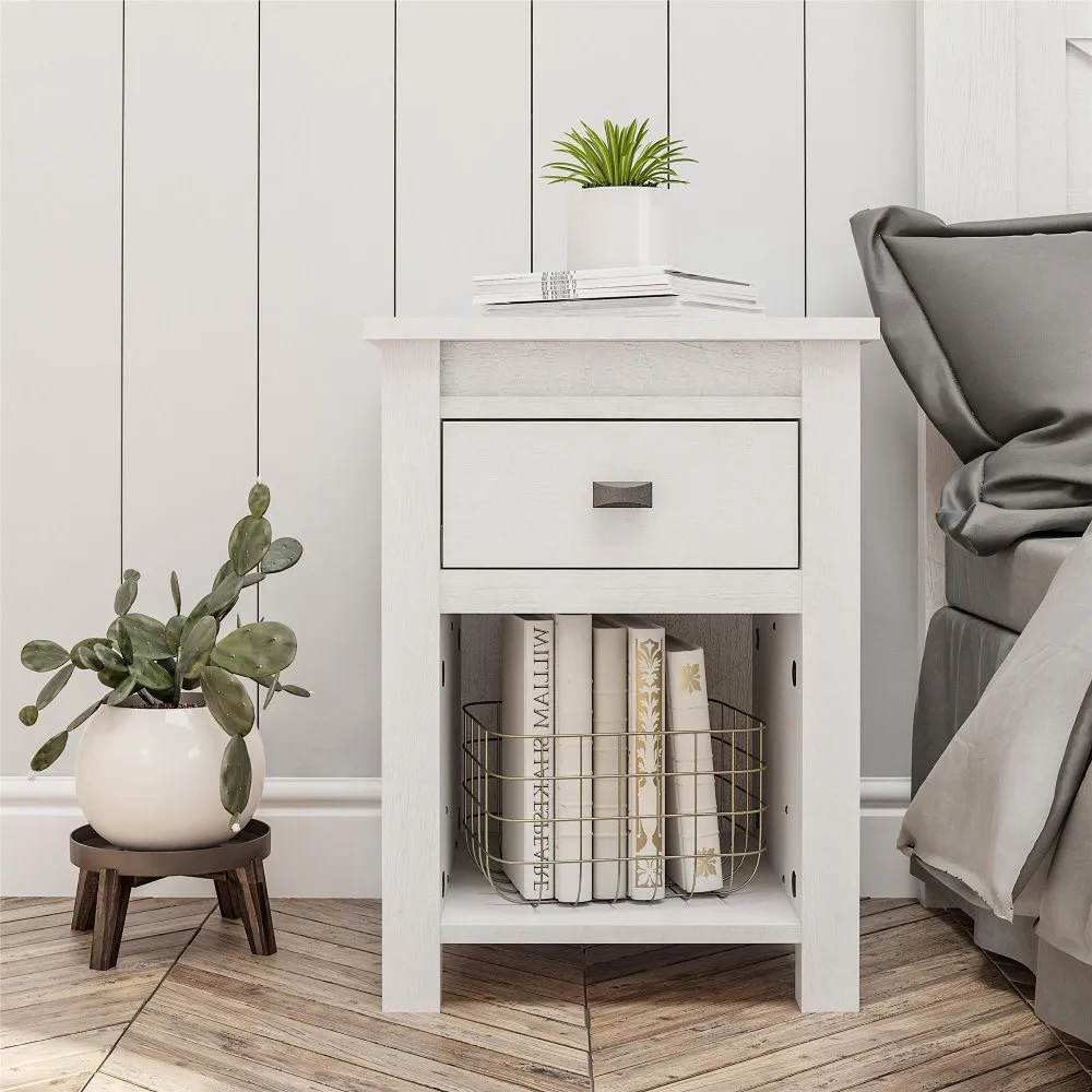 Farmington Ivory Oak Nightstand