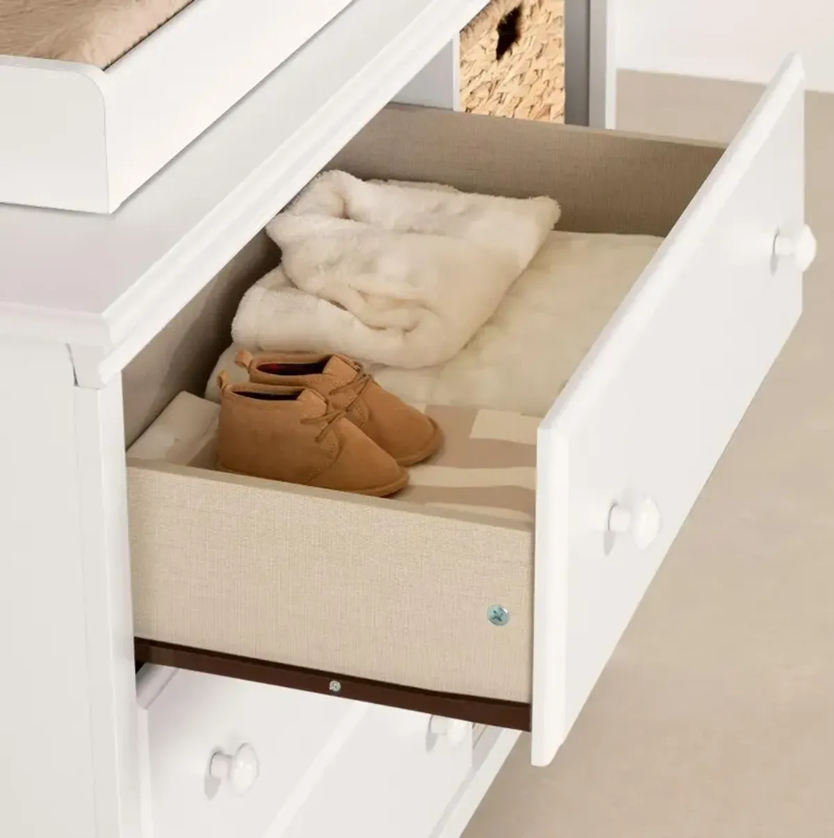 Cotton Candy White Changing Table - South Shore