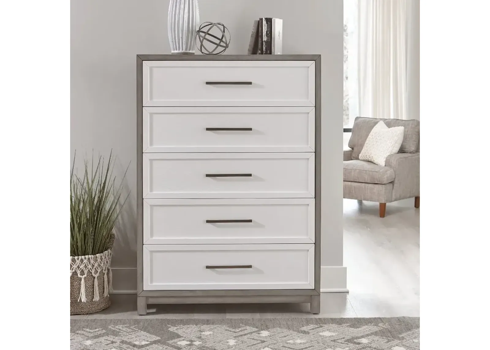 Palmetto Heights White and Gray Chest of Drawers