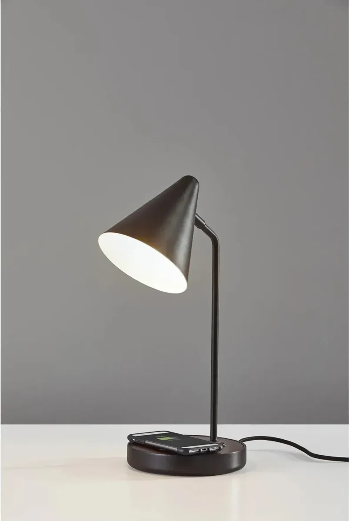 Oliver 19.5 Inch Wireless Desk Lamp