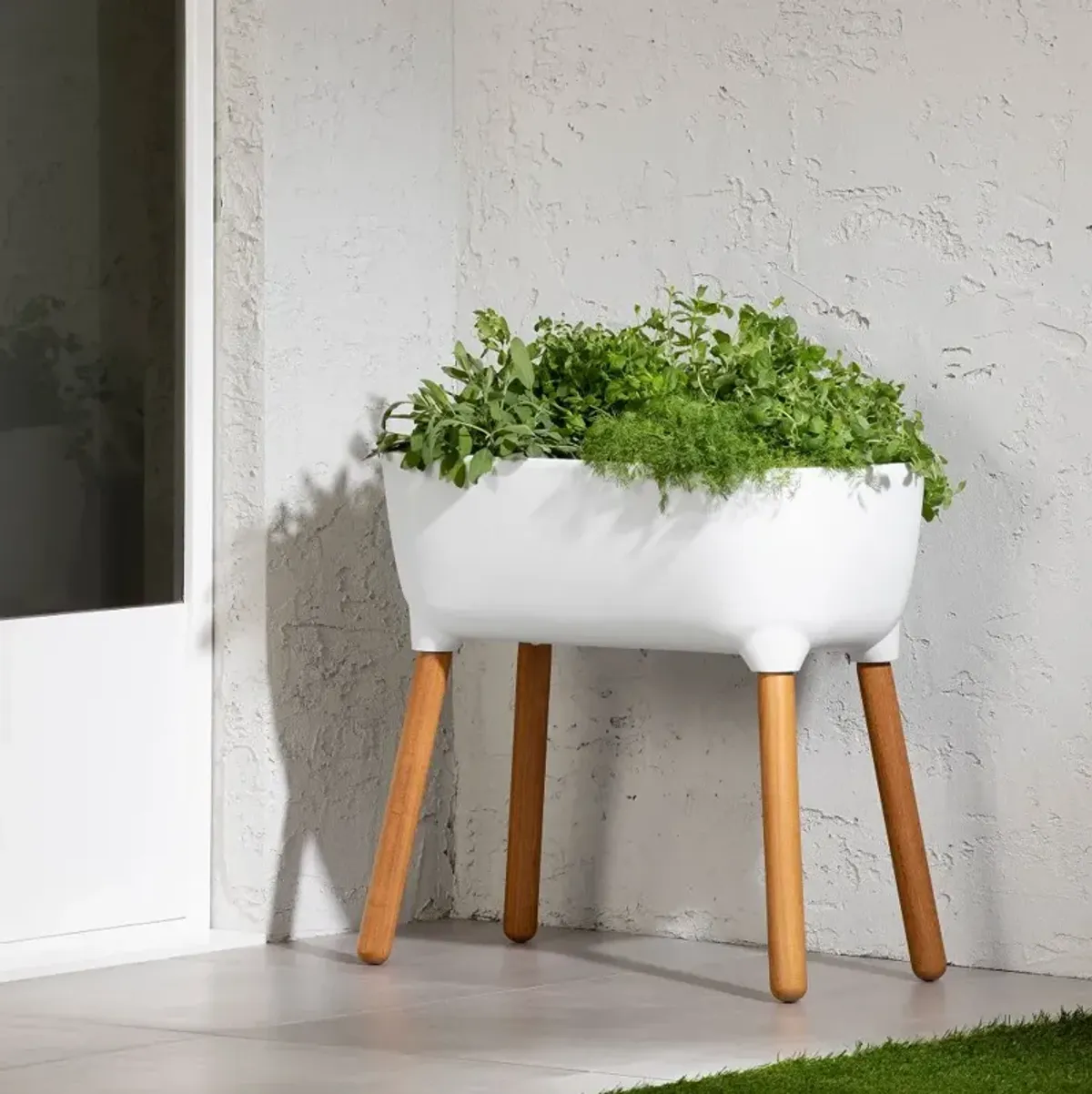 Dalya White Raised Planter - South Shore