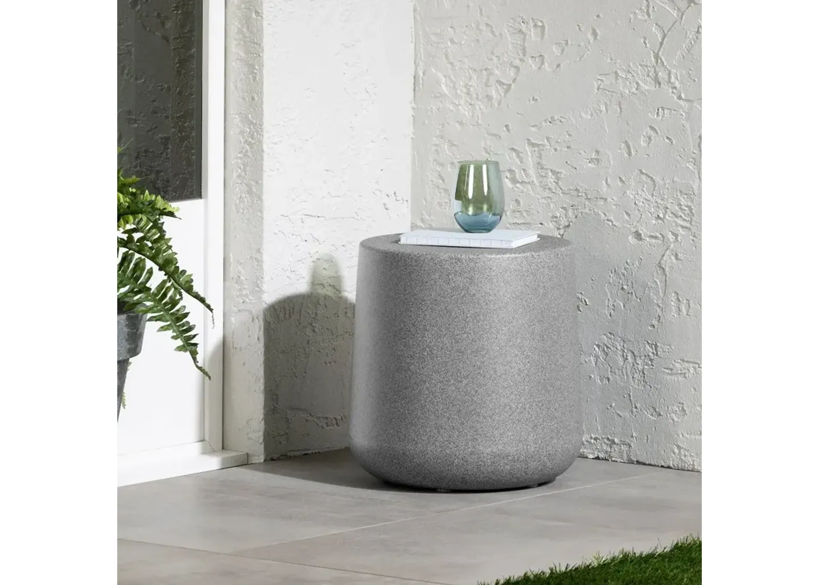 Dalya Mottled Gray Round Outdoor Side Table - South Shore