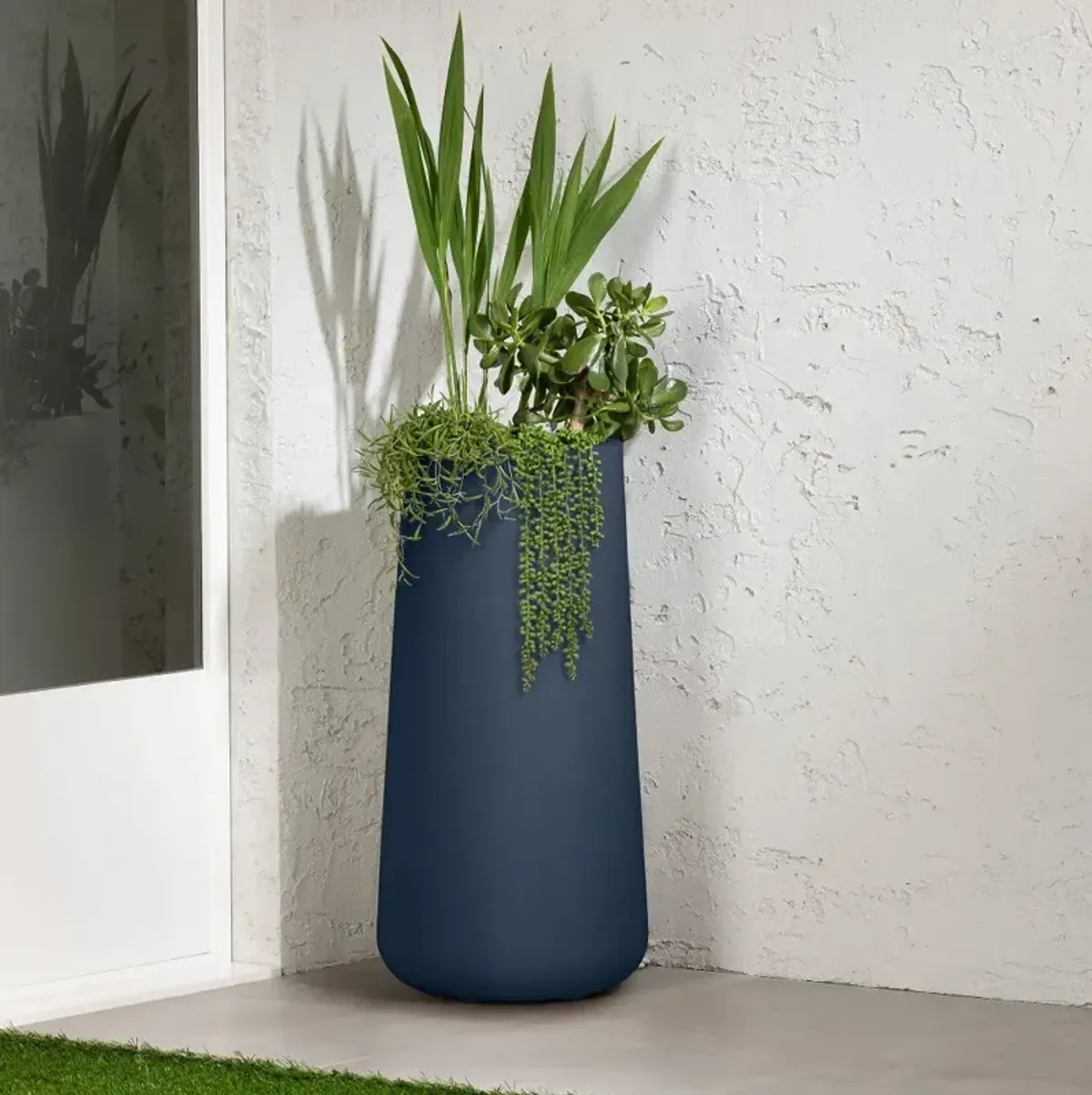 Dalya Blue Outdoor Planter