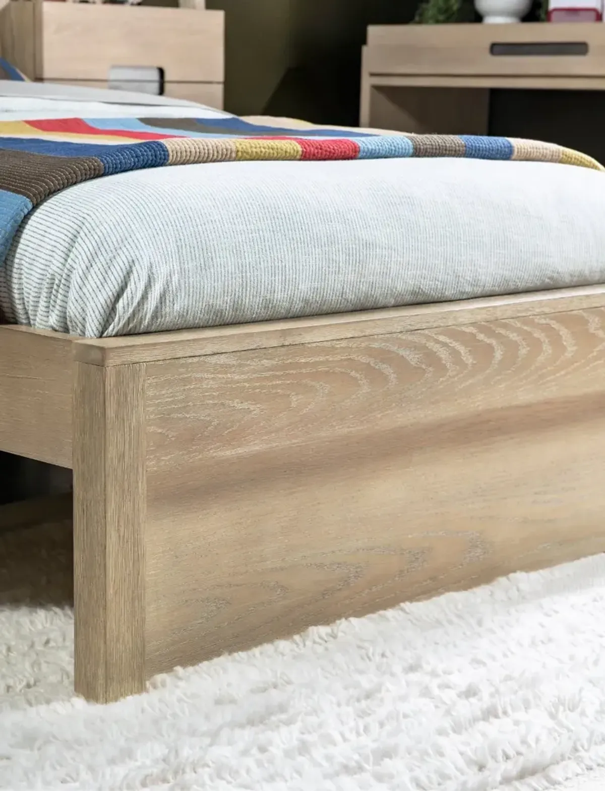 District Weathered Oak Twin Bed with Lights