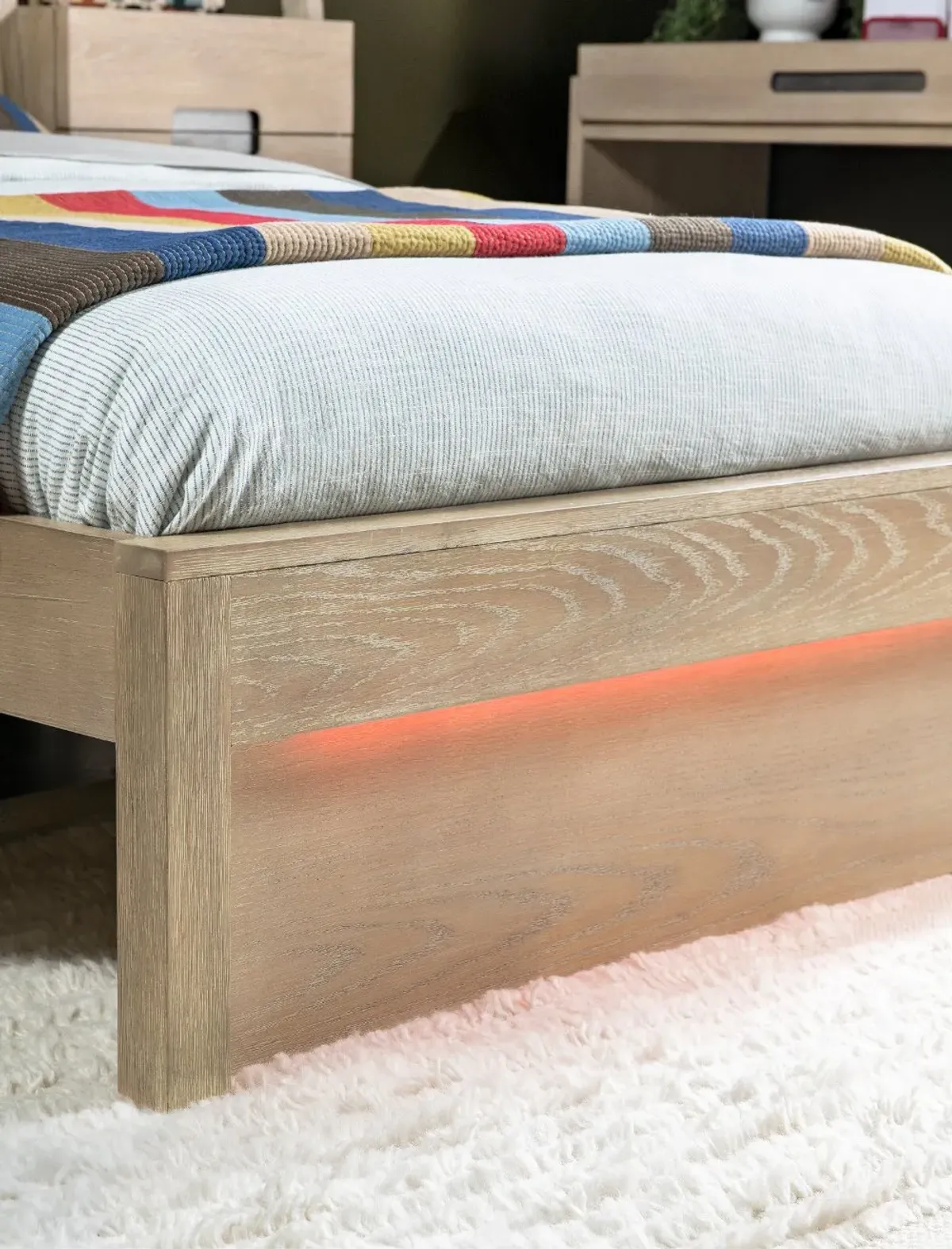 District Weathered Oak Twin Bed with Lights