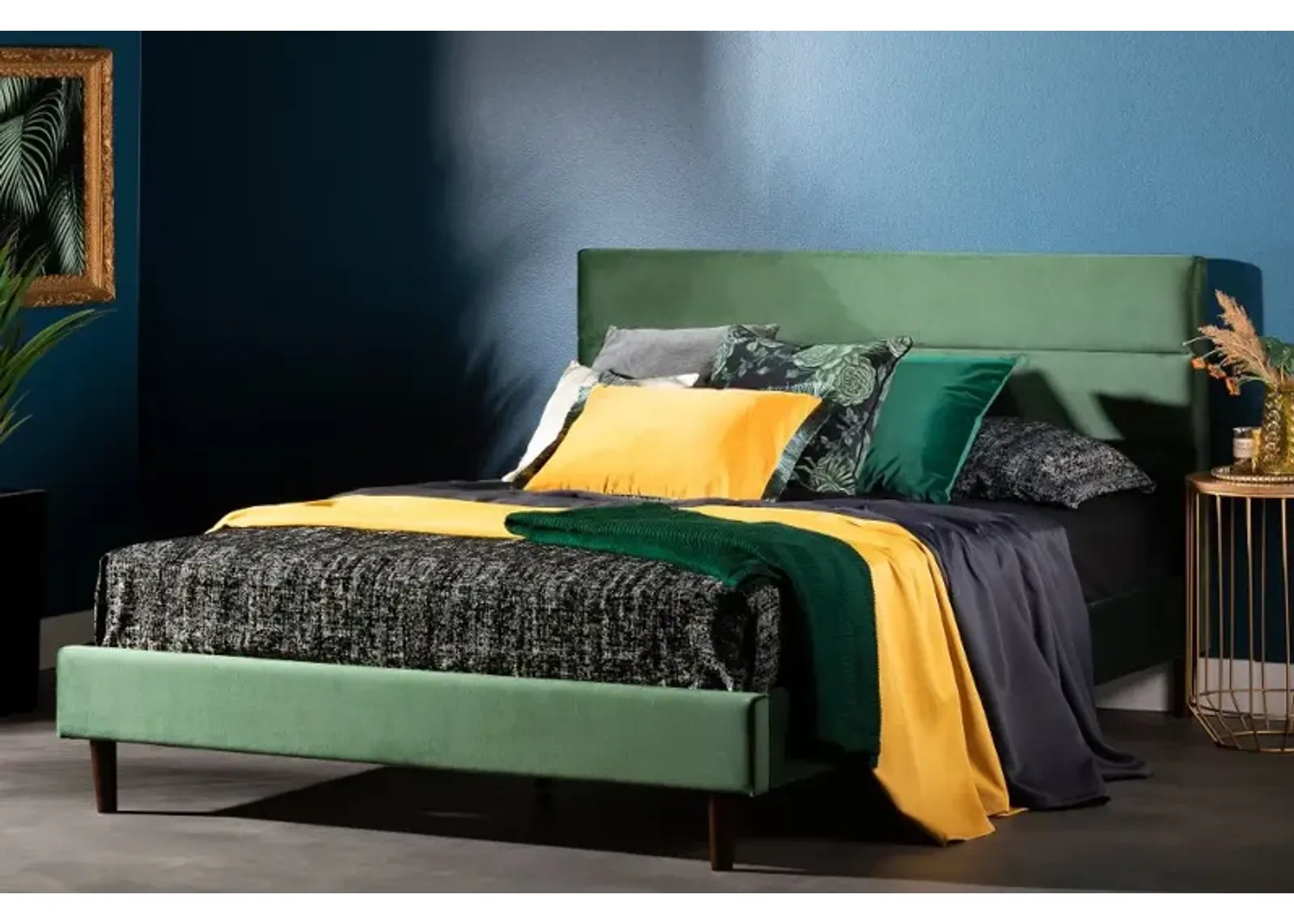 Maliza Dark Green Queen Tufted Upholstered Platform Bed - South Shore