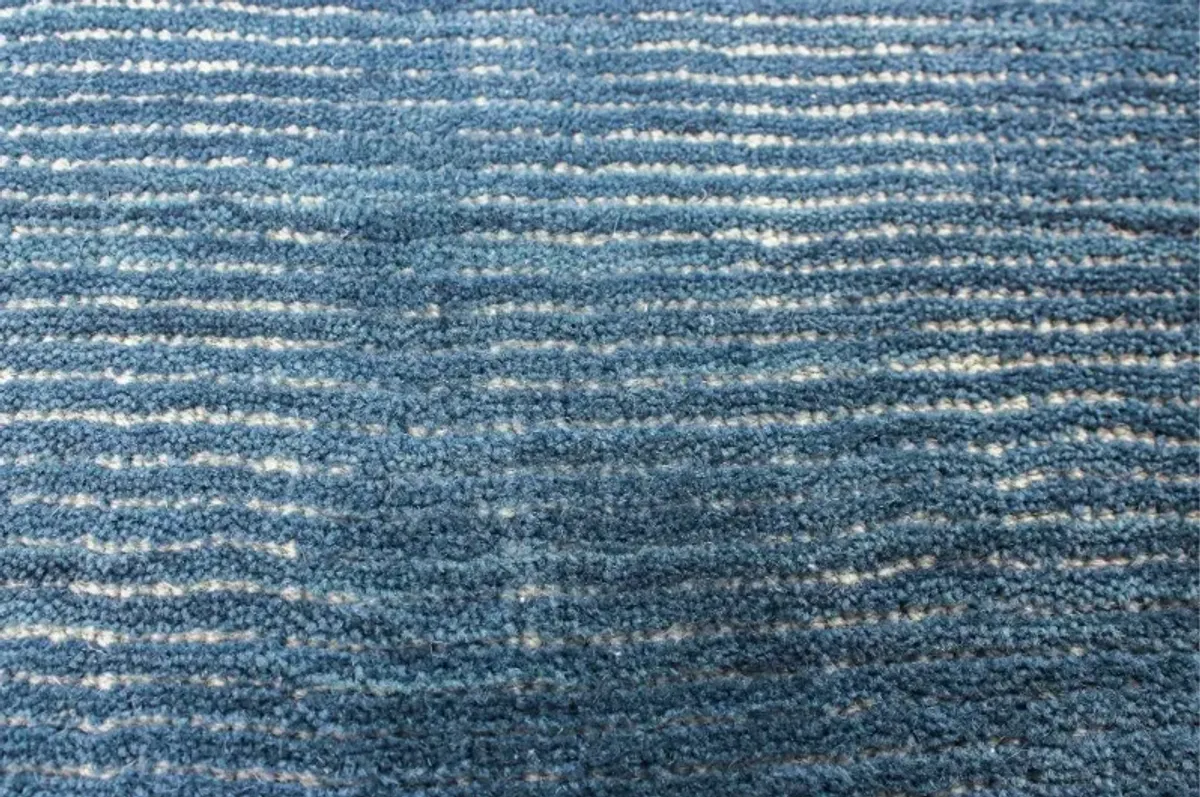 Joyce Blue Wool 4 x 6 Area Rug