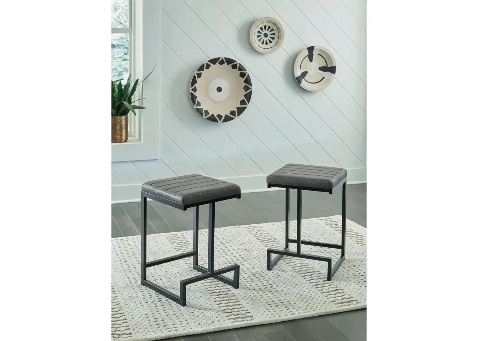 Strumley Gray Counter Height Stool