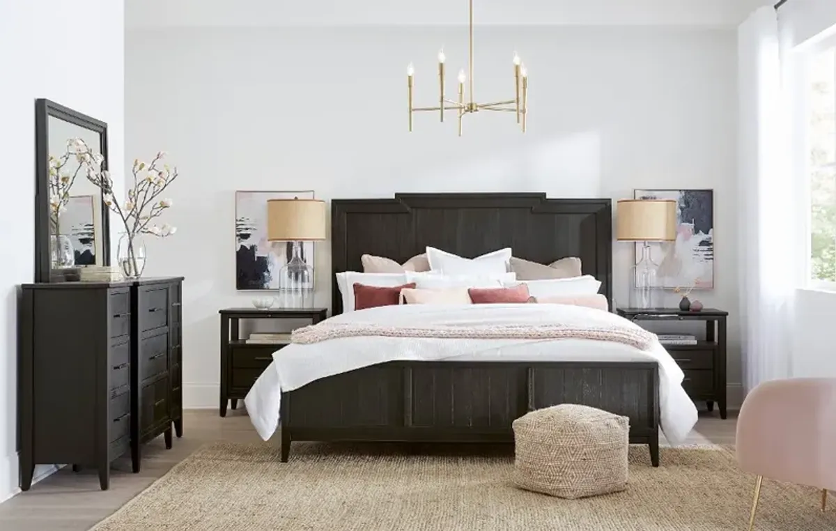 Callahan Black Queen Bed