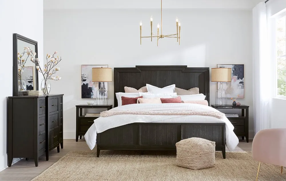 Callahan Black Queen Bed