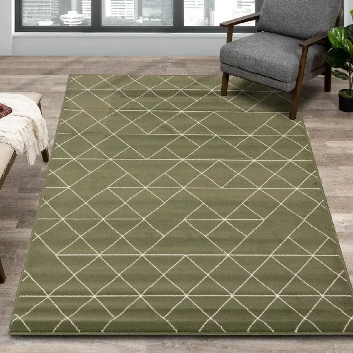 Faira Green Geometric 4 x 6 Area Rug