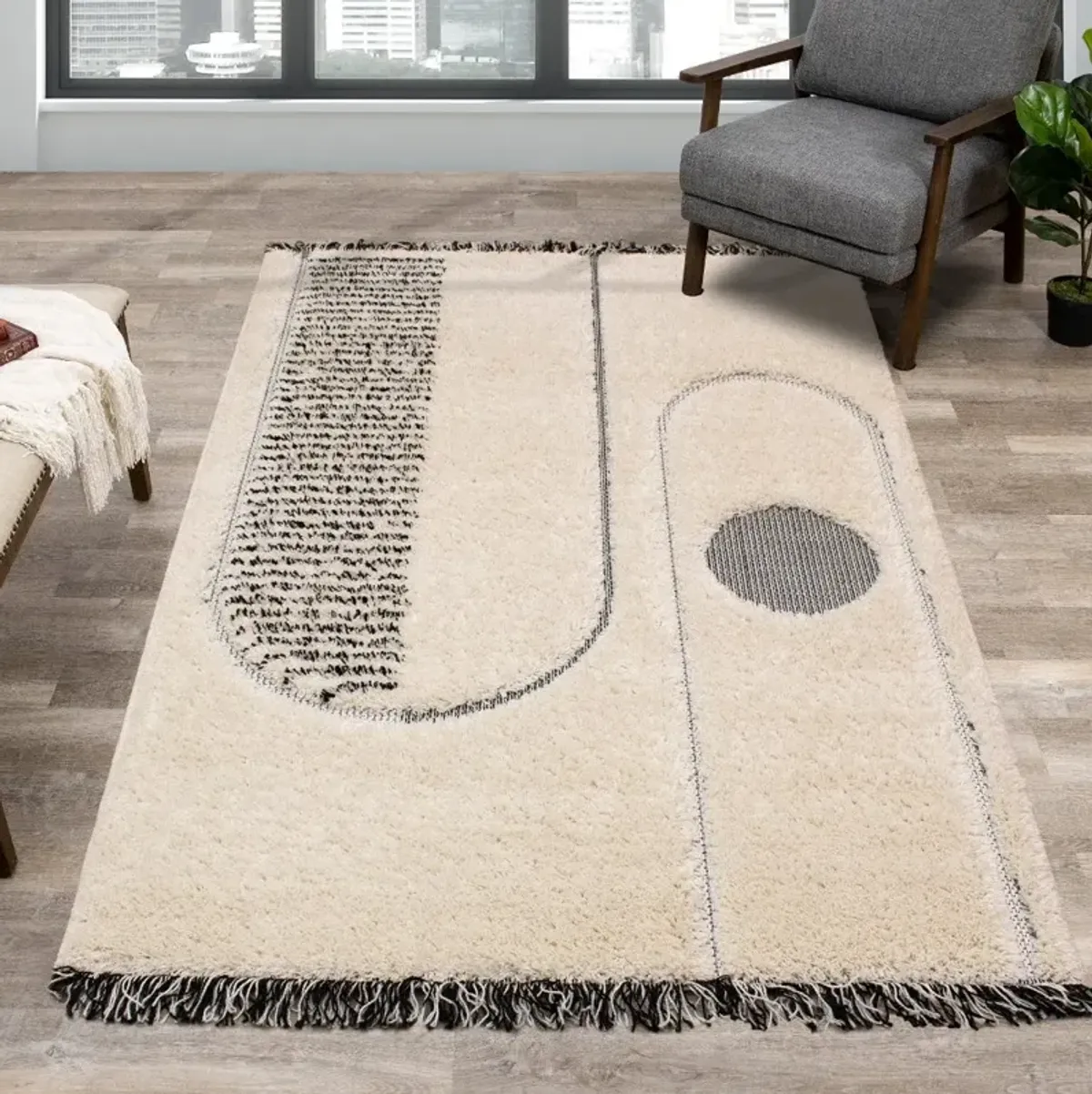 Novato Cream & Black 5 x 8 Geometric Area Rug