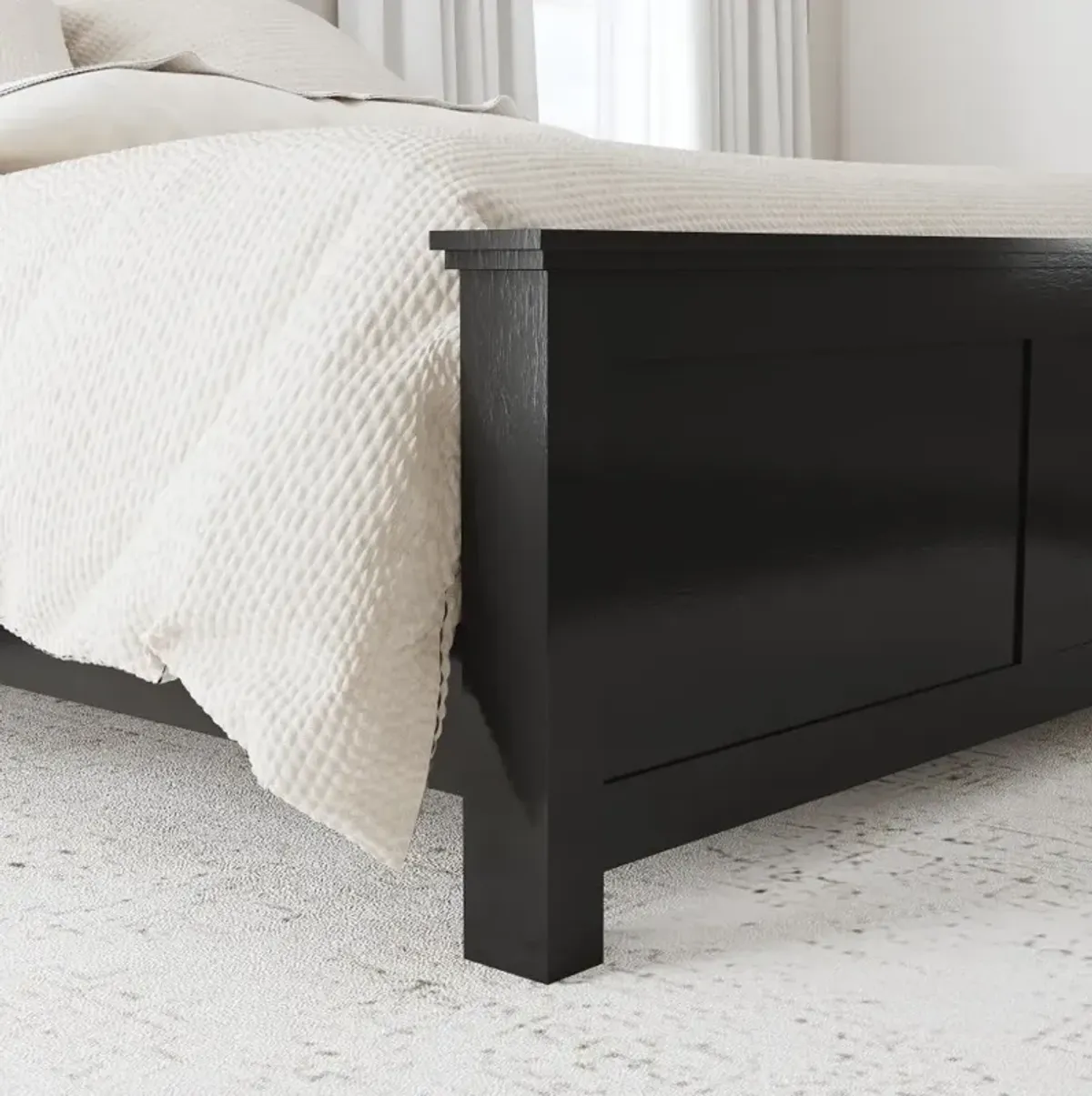 Oak Park Black Queen Bed