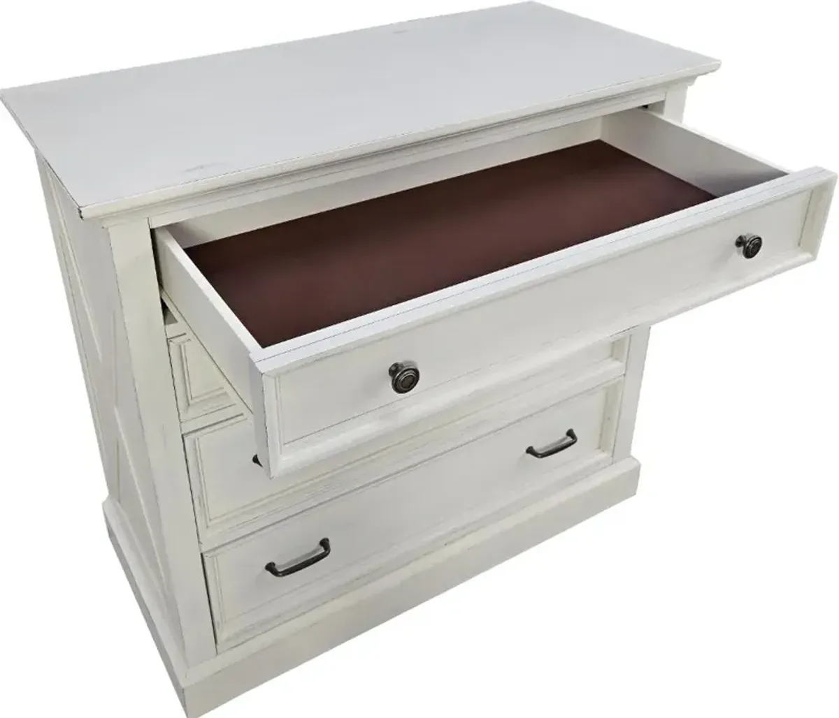 Seaside Lodge Off-White Chest of Drawers