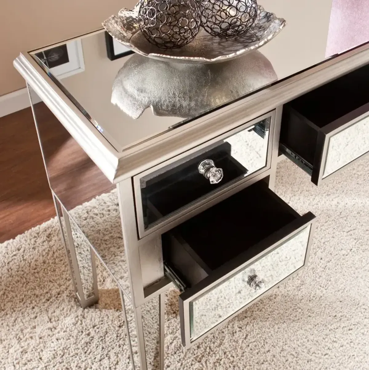 Mirage Mirrored Console