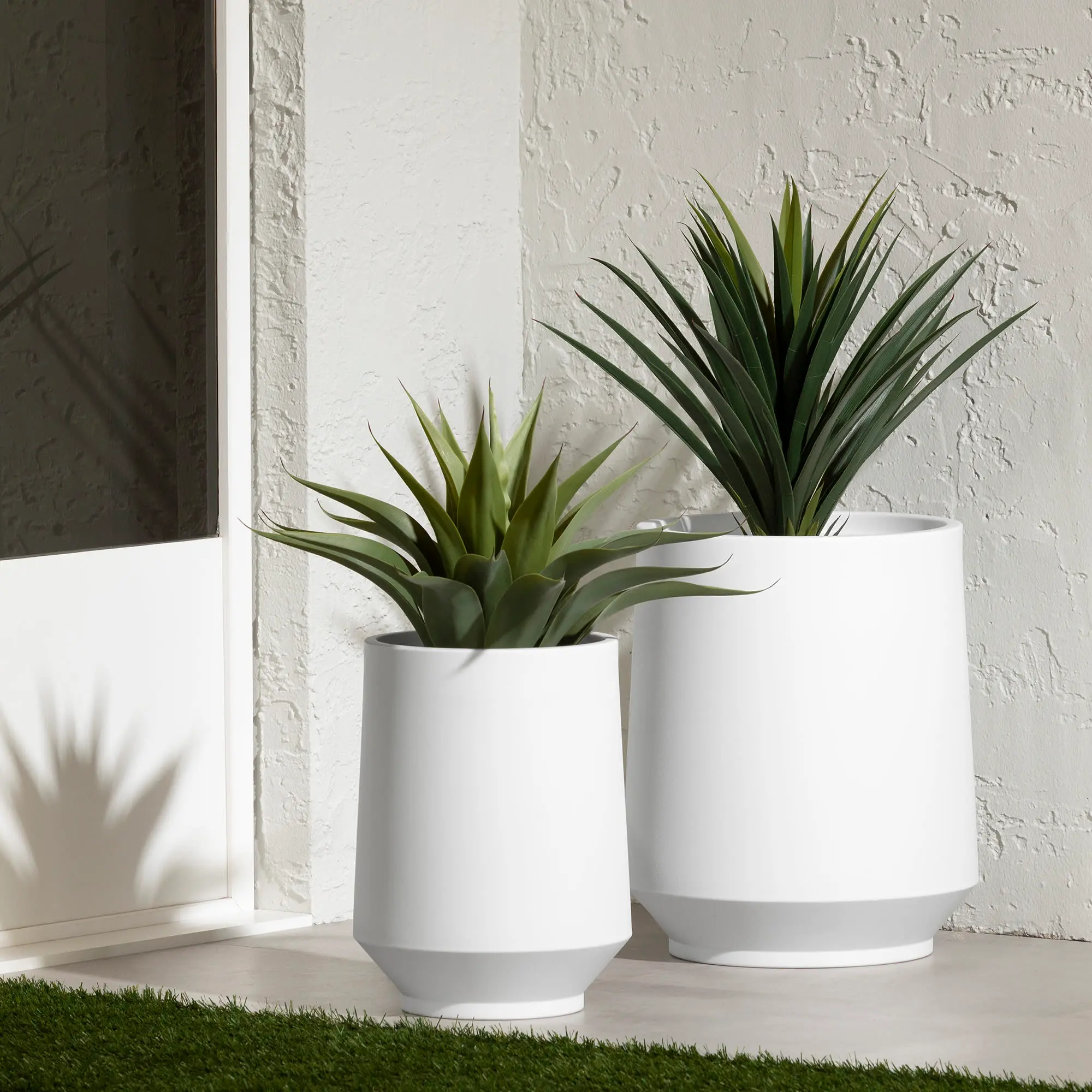 Dalya White Planters, Set of 2 - South Shore