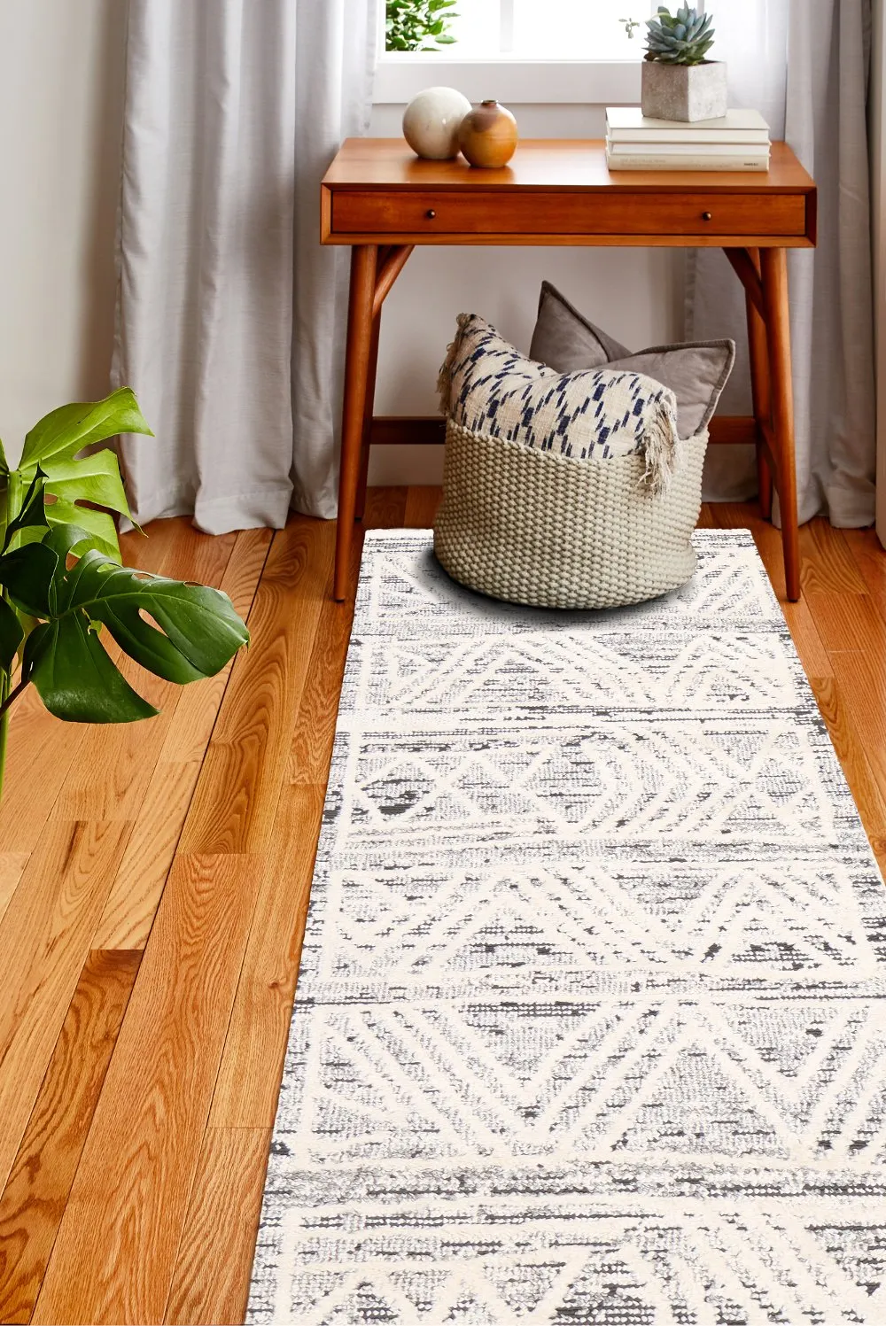 Montauk Bryson Gray Runner Rug