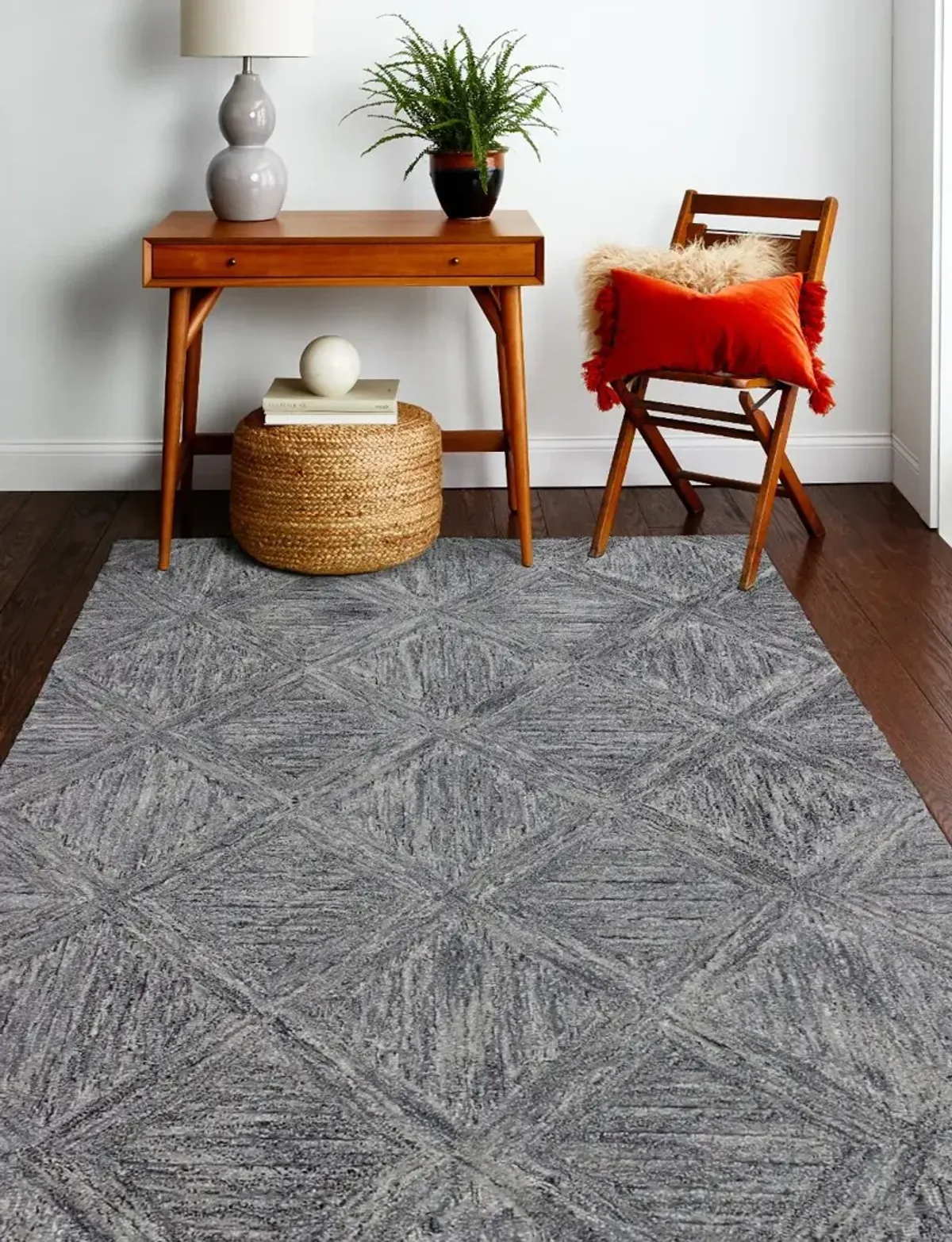 Verona 4 x 6 Nayla Gray Wool Area Rug