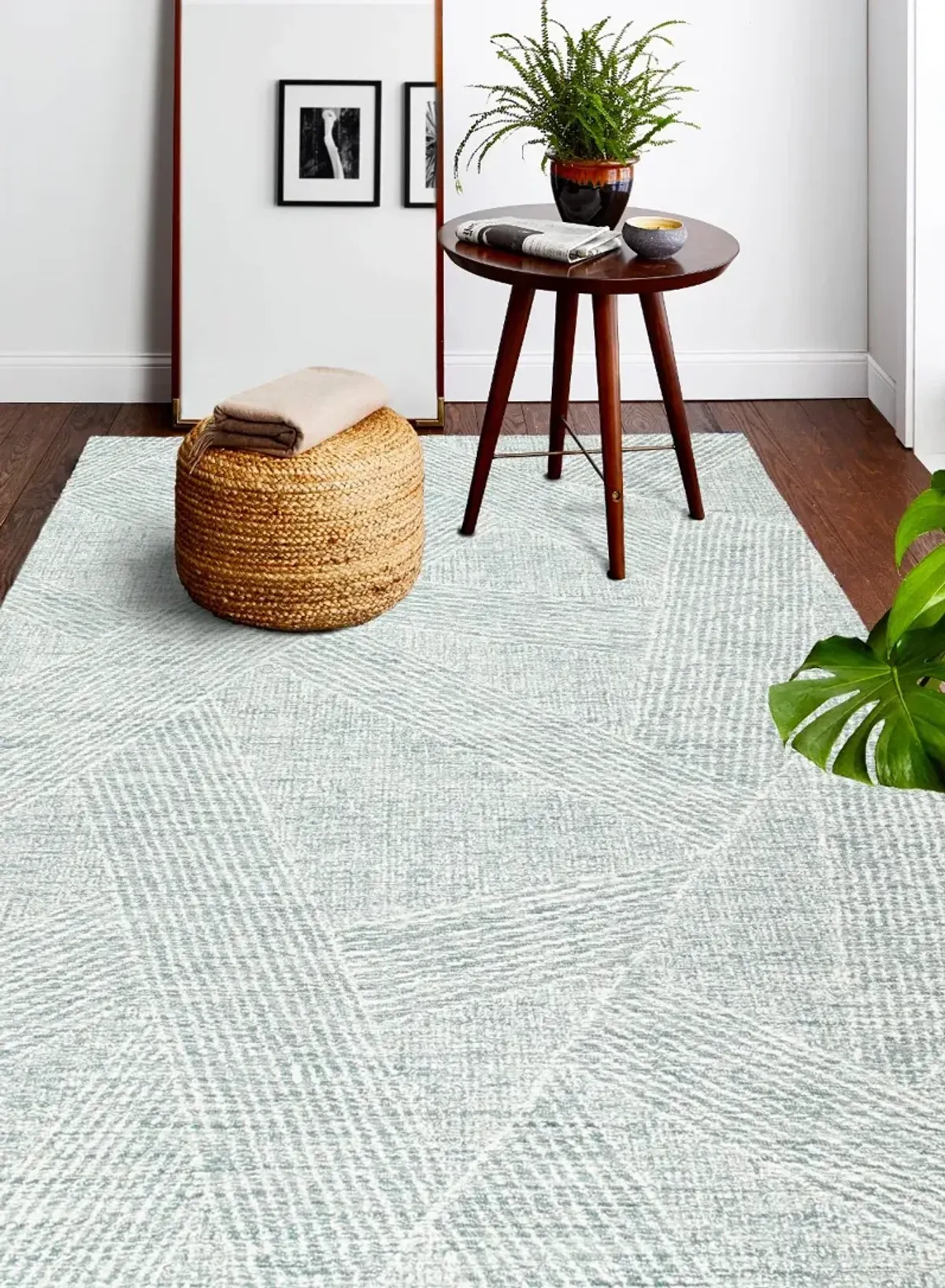 Valencia Nathanial 8 x 10 Abstract Teal Area Rug