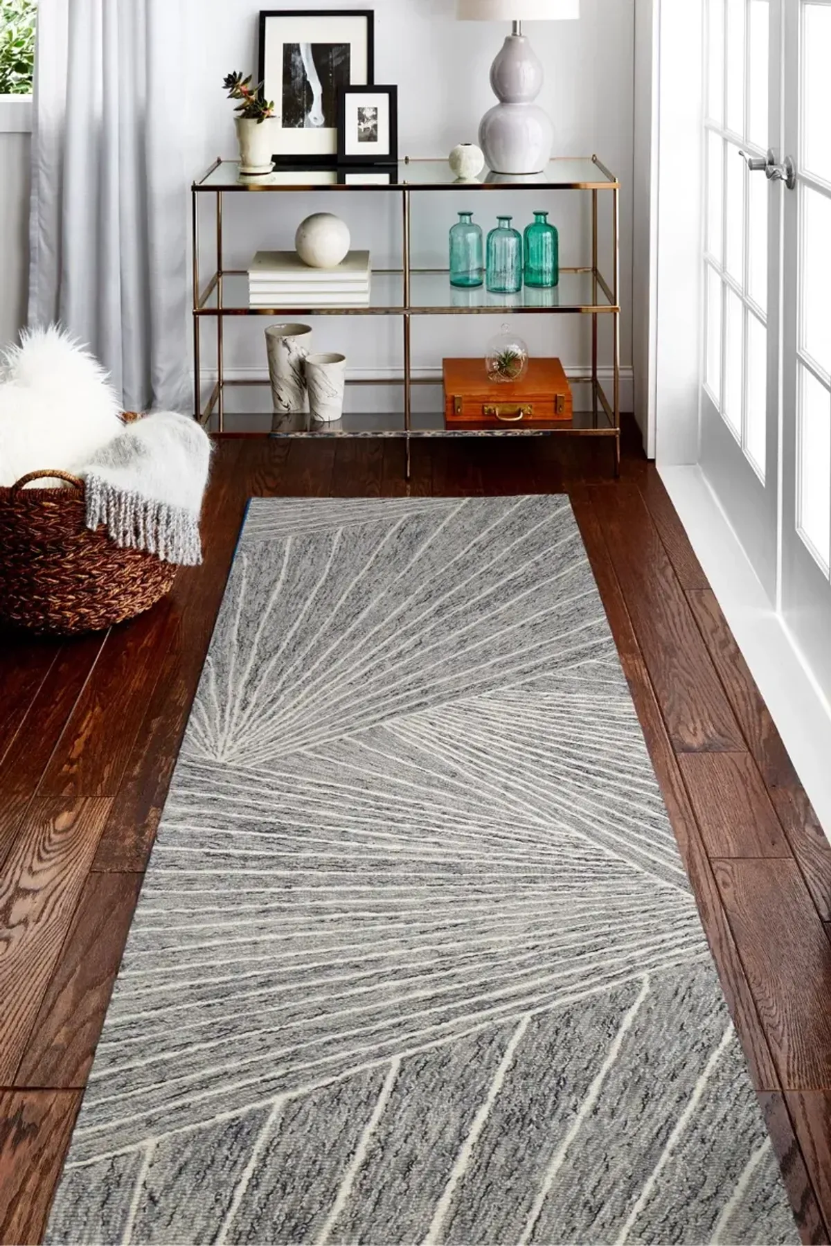 Valencia Neela Gray Wool Hand Tufted Runner Rug