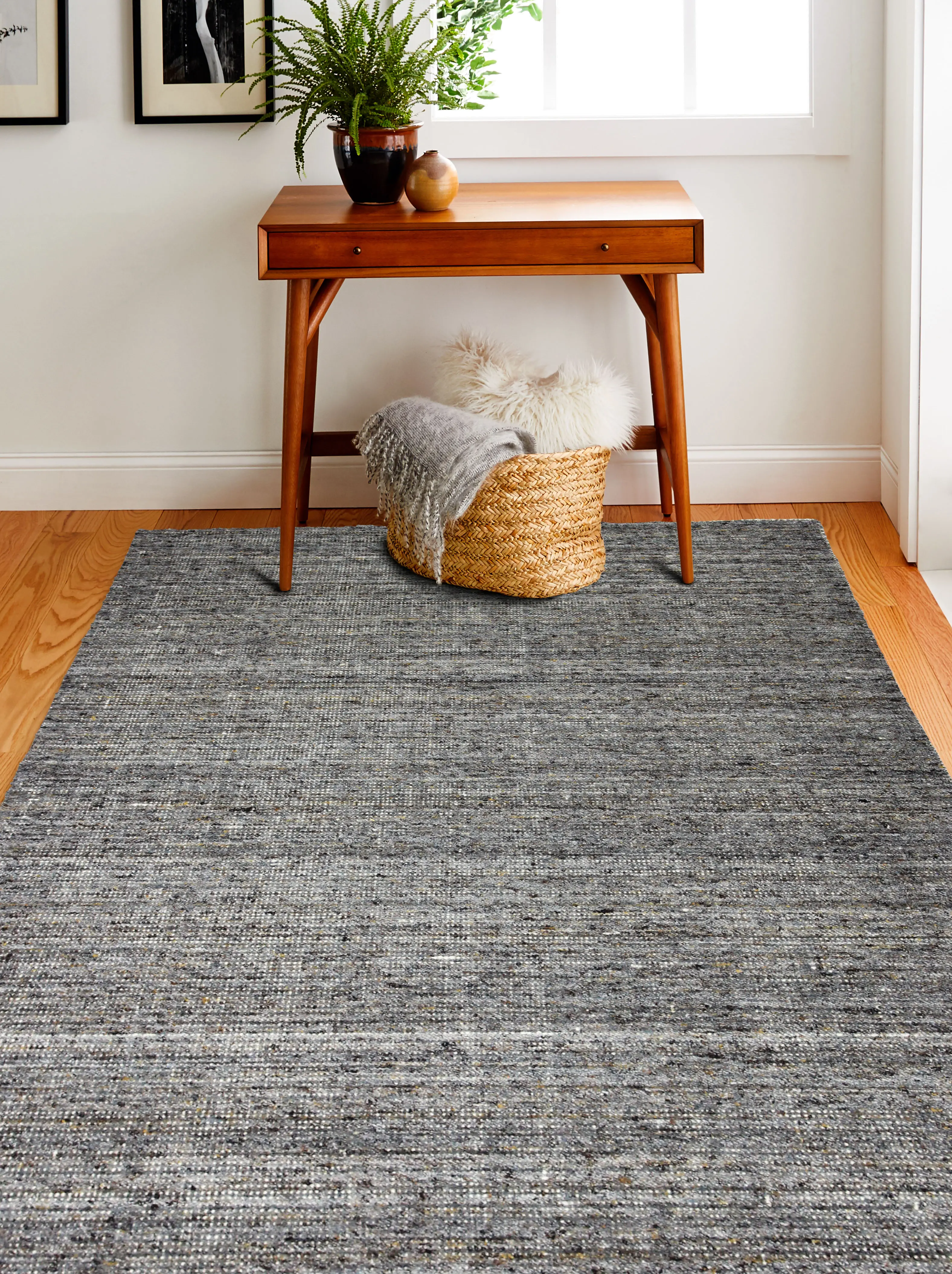 Savannah Norvil 4 x 6 Wool Hand Loomed Gray Area Rug