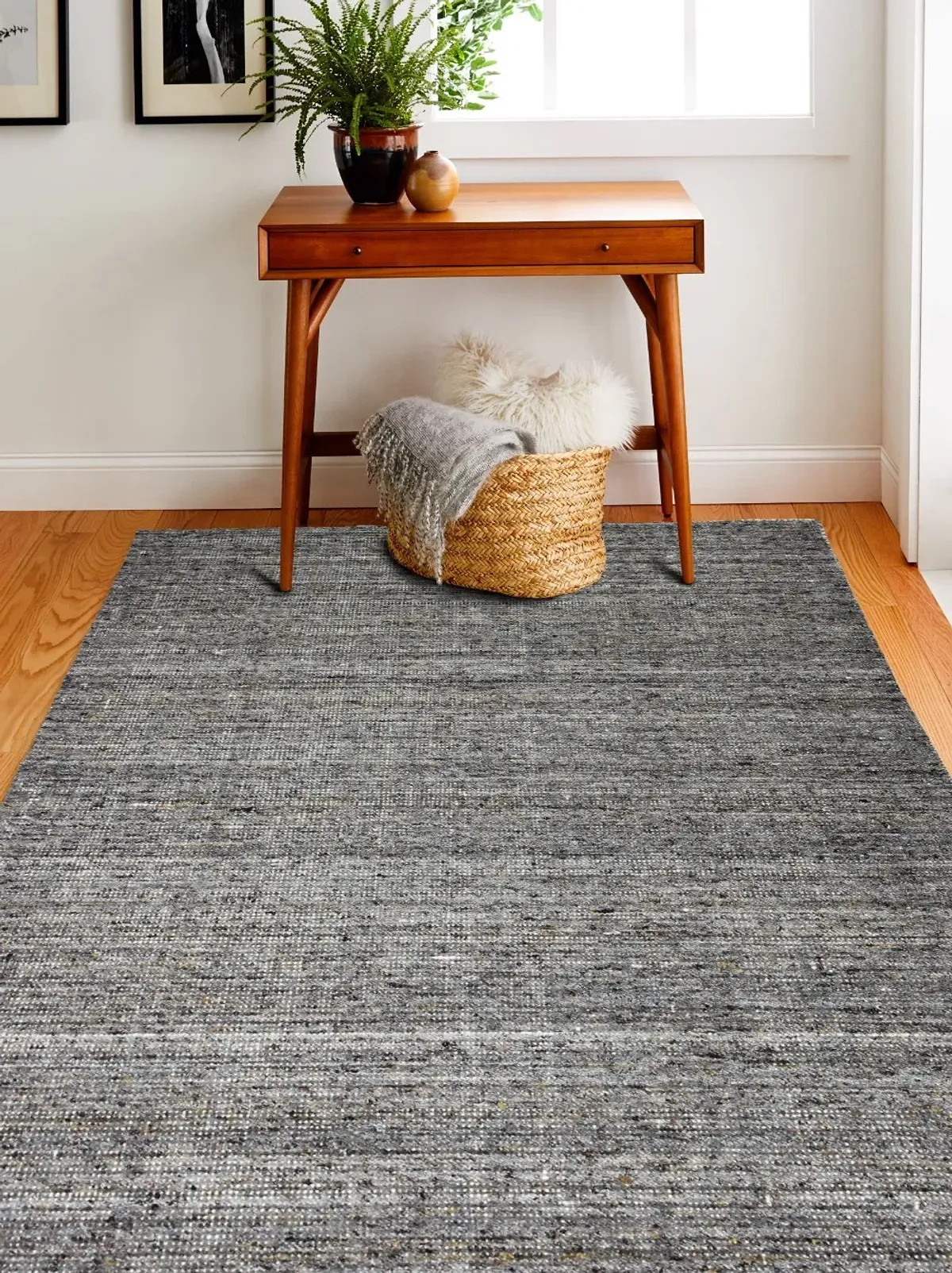 Savannah Norvil 5 x 8 Wool Hand Loomed Gray Area Rug