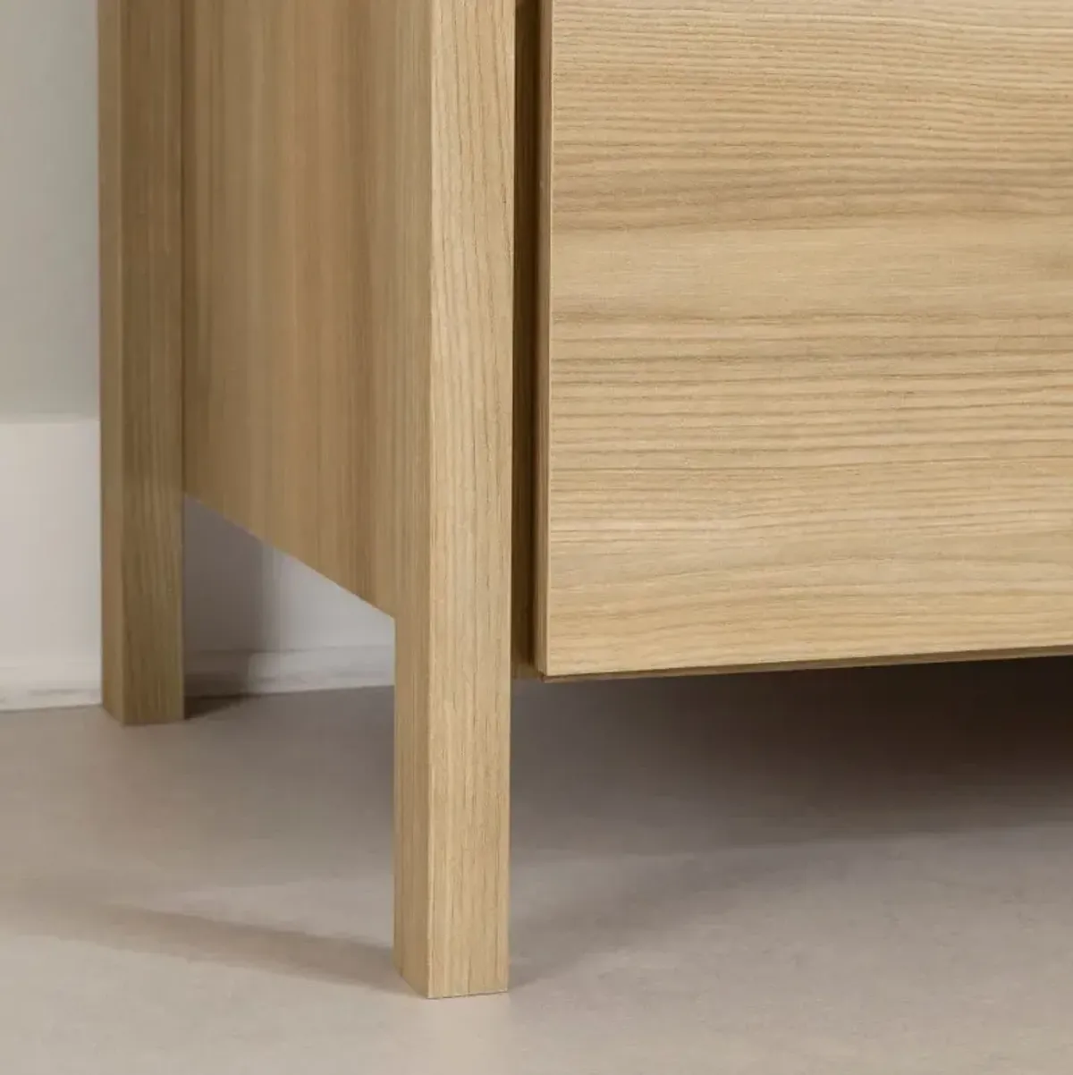 Gravity Natural 5-Drawer Chest - Chest of Drawers