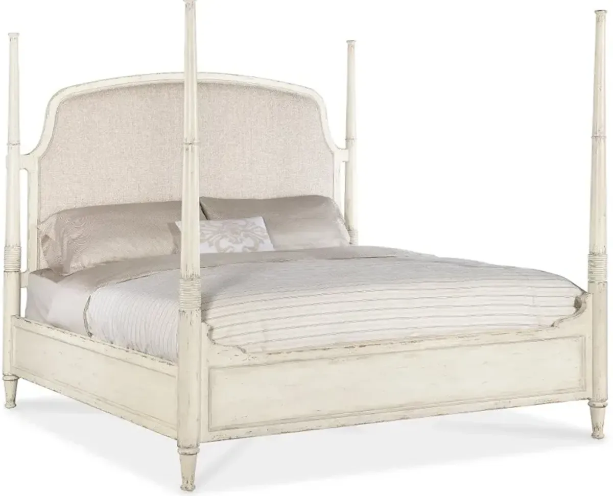 Americana Cream White Queen Poster Bed