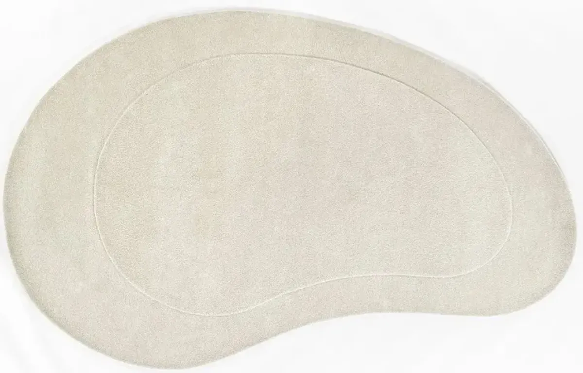 Claude 6 x 9 Ivory Kidney Area Rug