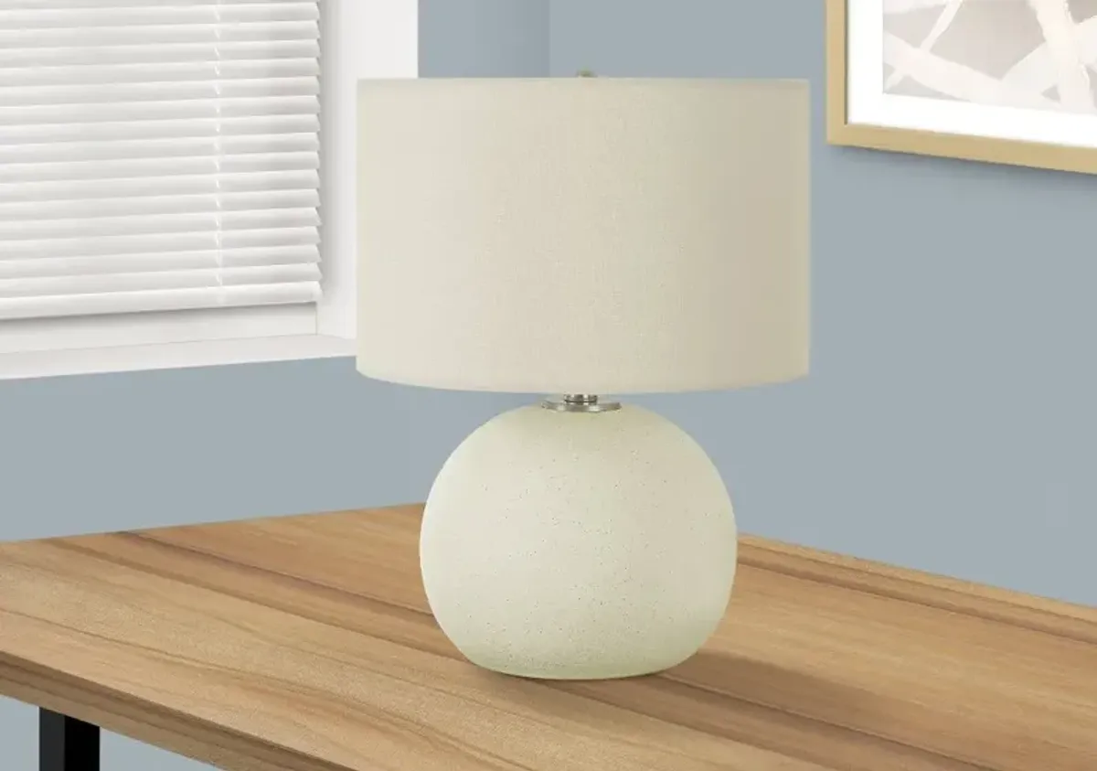 18 Inch Cream Ceramic Table Lamp