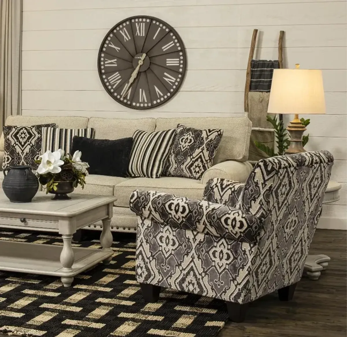 Escalante Cream Loveseat