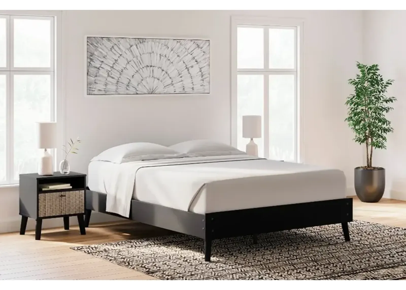 Burless Black Queen Platform Bed