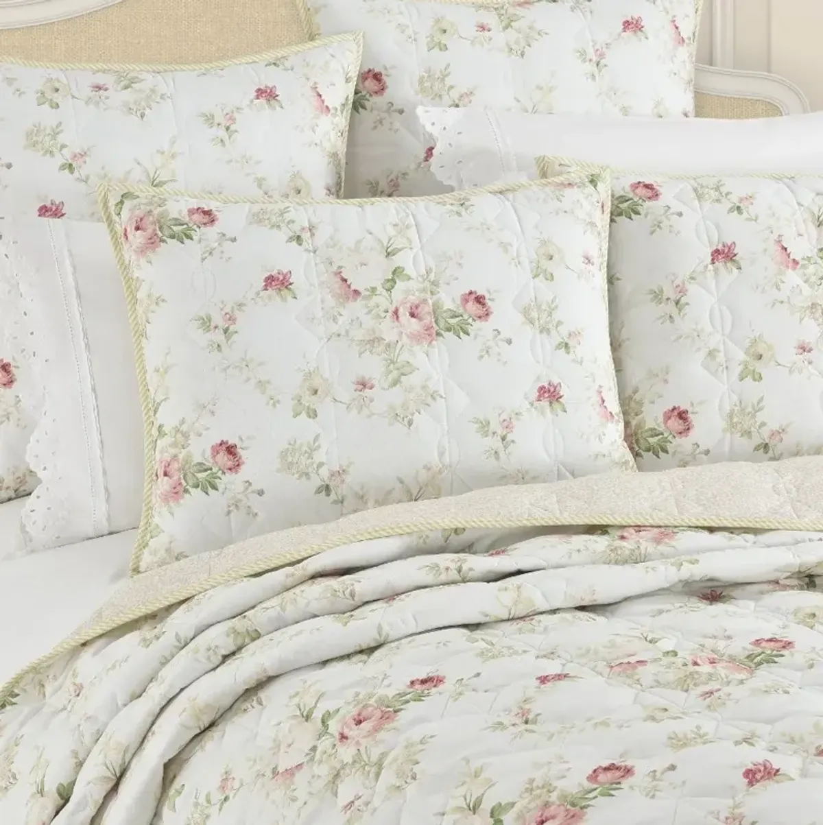 J. Queen Cottage Amalia Floral Pillow Sham