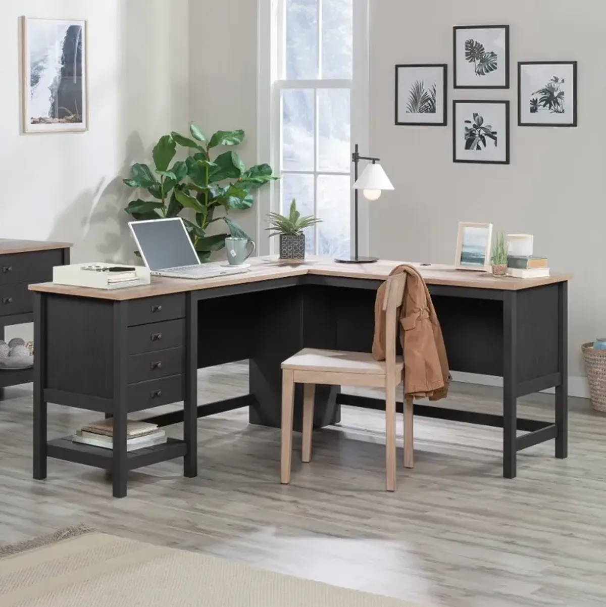 Raven Oak Black L Desk