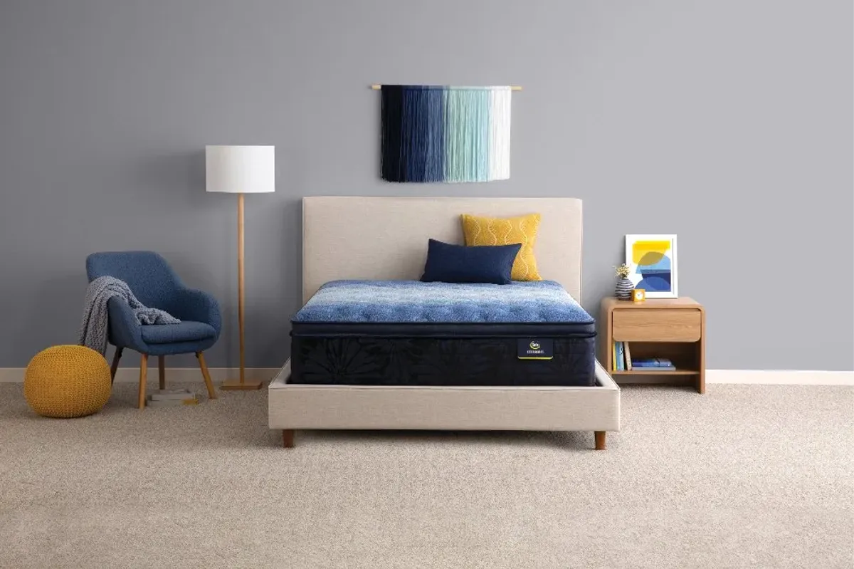 Serta Classic Armada Plush Pillow Top Full Mattress