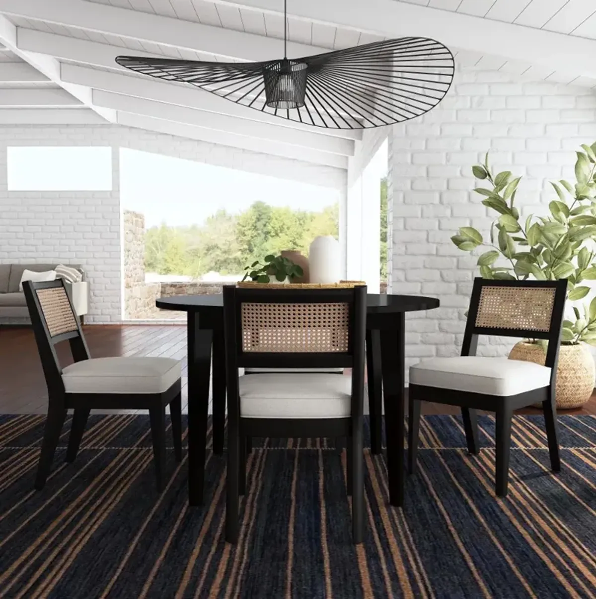 Brentwood Black Round Table and 4 Chairs