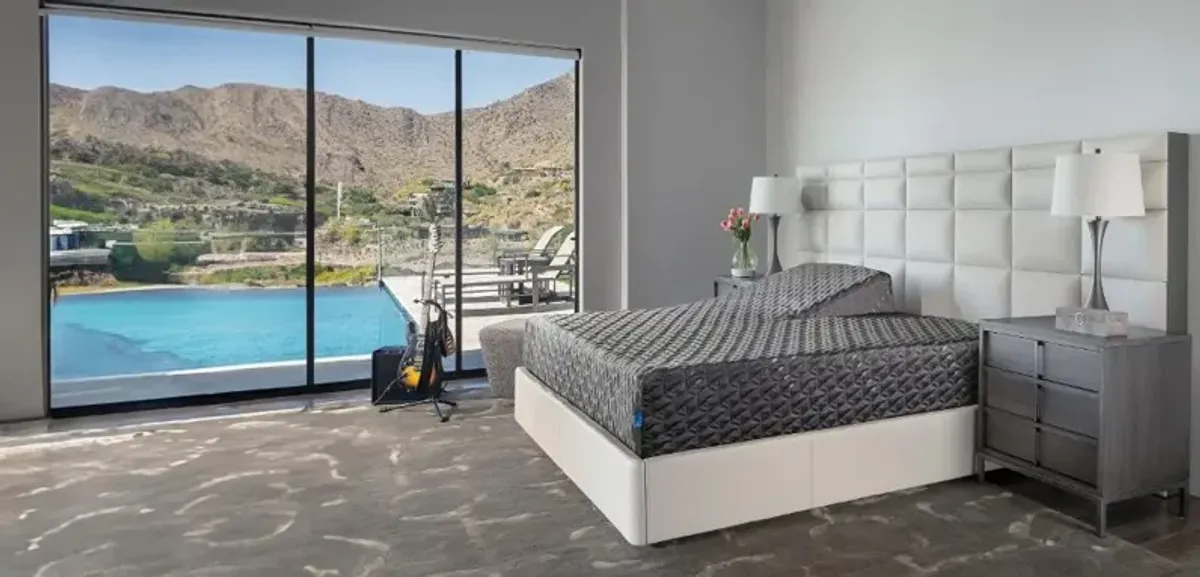 King Koil iBED Tucson Hybrid Plush Split-Head King Mattress