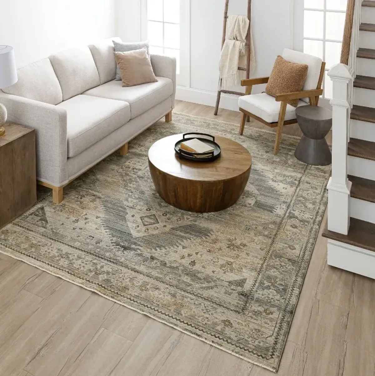 Echo 5 x 8 Gamin Gray Area Rug