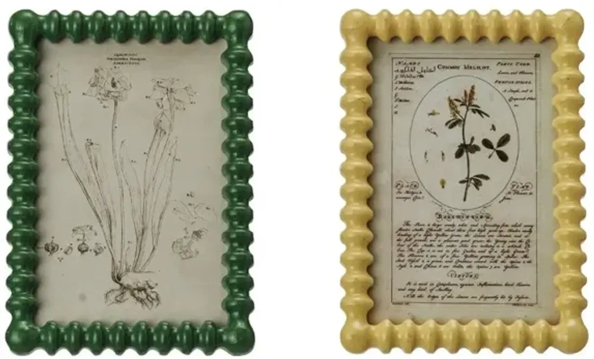 Assorted Picture Frame with Vintage Art