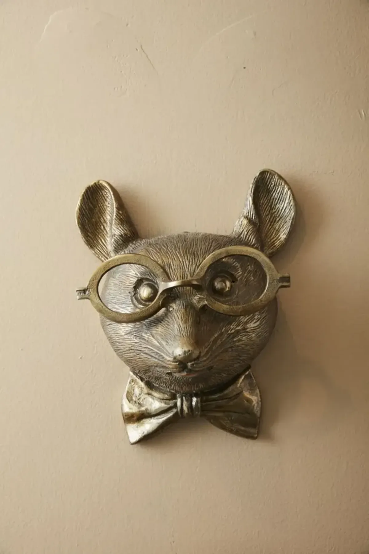 Louie Antique Gold Metal Wall Mount