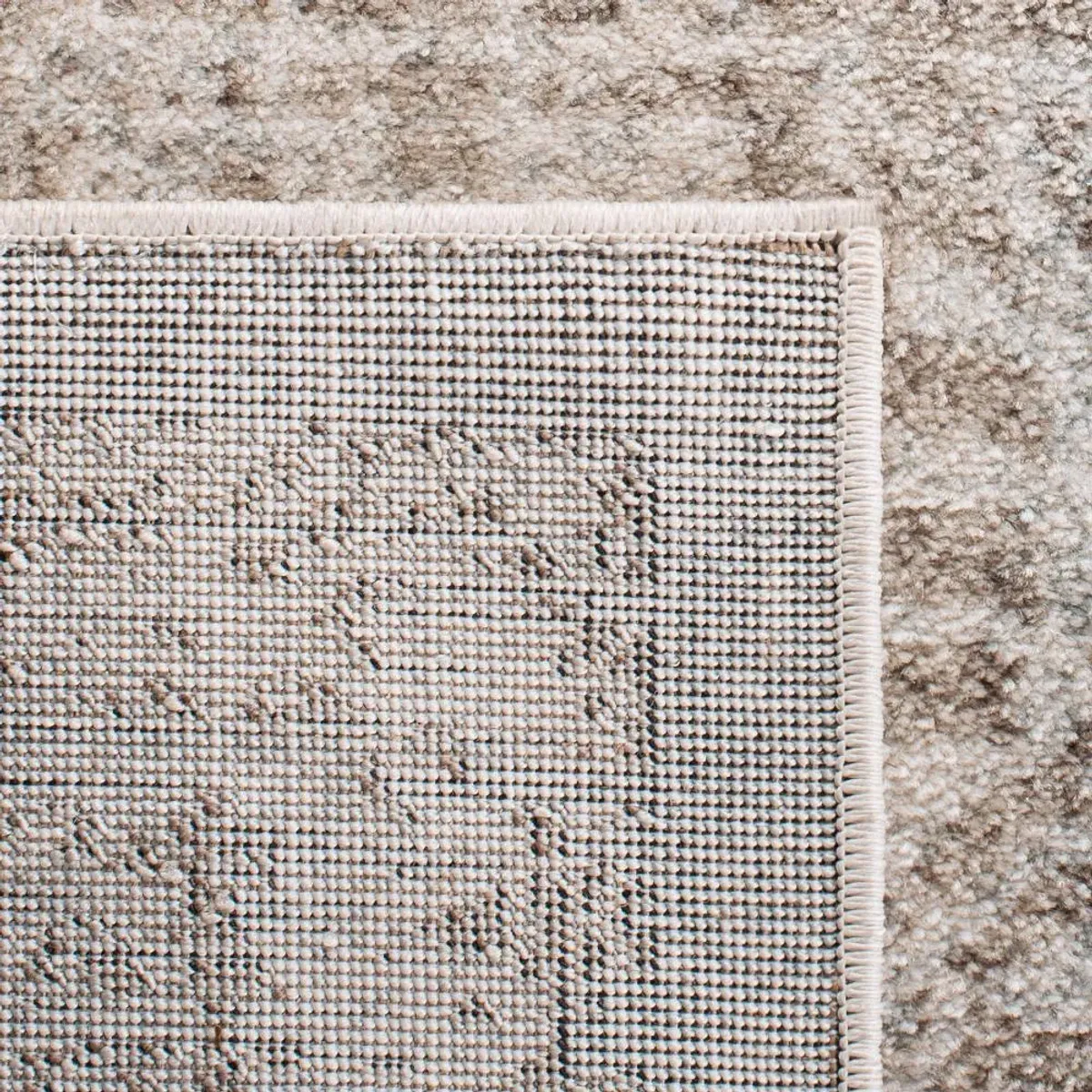 Safavieh Evoke Collection Taupe Rug
