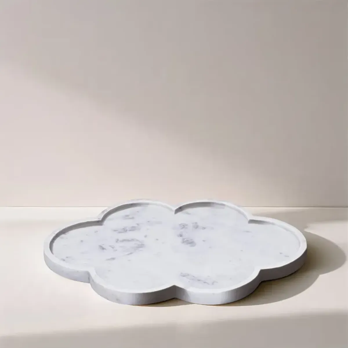 Rimini White Clover Shaped Marble Tray